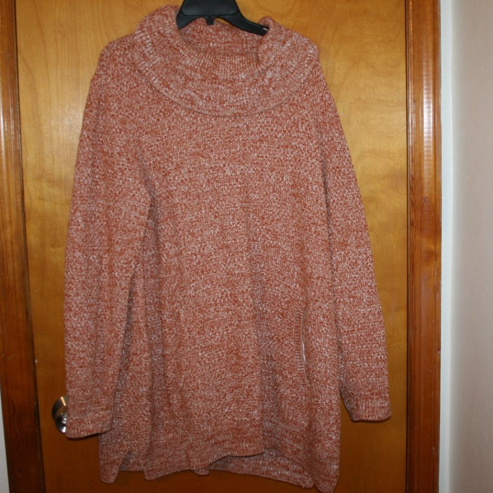 Duluth Trading Co cowl neck tunic